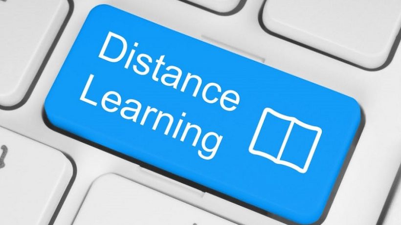 Distance education, what advantages and what disadvantages?