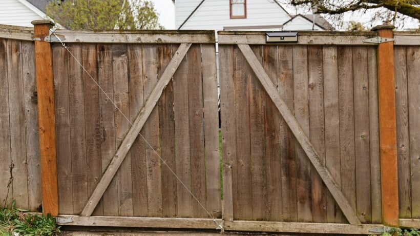 How to Build a Fence Gate? Step-by-Step Guide