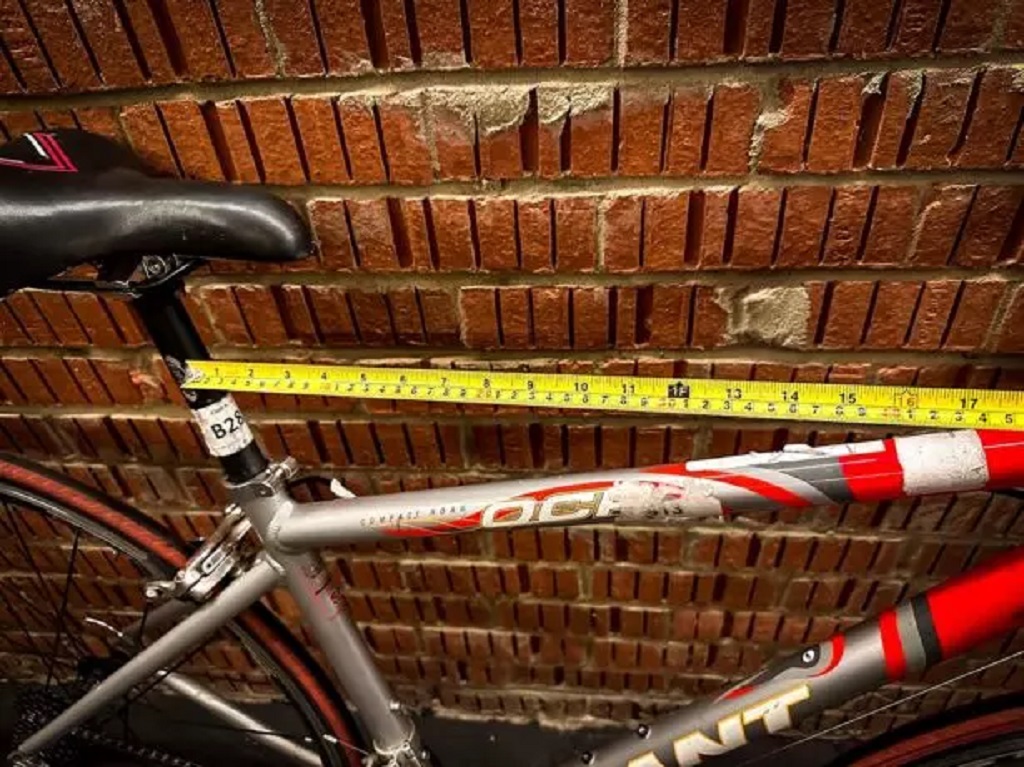 How to Measure Women's Bike Frame Size