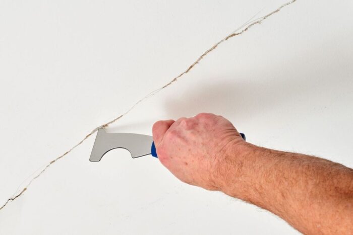 How to Permanently Repair Cracks in a Plaster Ceiling - Premier Literacy